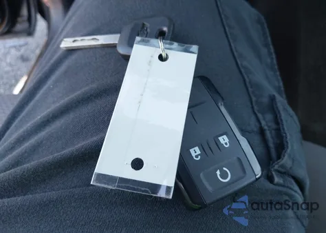 2015 Chevrolet Silverado 1Lt from USA, damaged, VIN 1GCVKREH4FZ422926